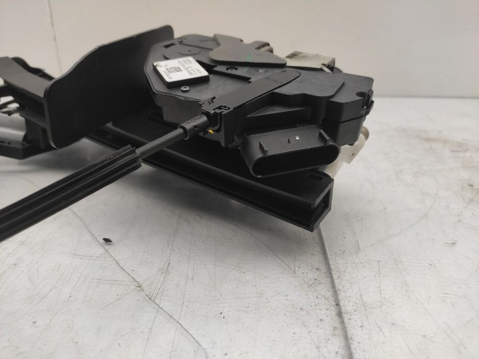 Fechadura / fecho porta frente direito FORD Tourneo Courier Kombi I