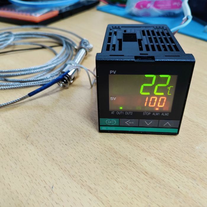 Цифровий терморегулятор RKC RH100