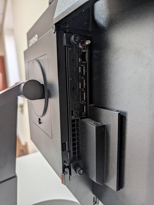Моноблок Lenovo ThinkCentre M75q-1/Ryzen 3 3200GE/16GB/512GB/FHD/24"/IPS/Бюджетний/Для офісу/роботи/навчання/стильний/компактний/ОПТ/Роздріб/ПДВ