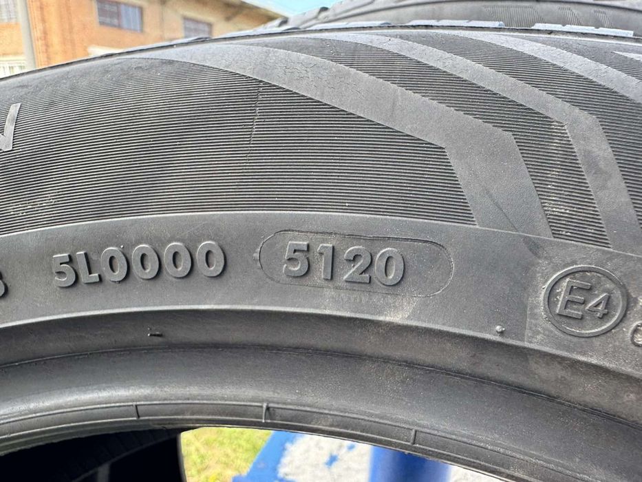 Всесезонні шини Vredestein 225/55 R18