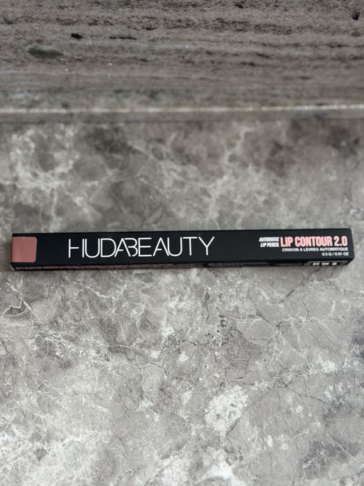 Huda Beauty Warm Brown konturówka
