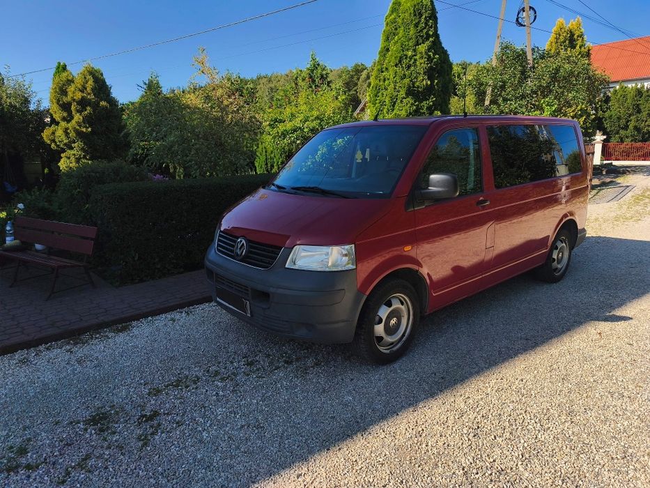 Bus VW T5 osobowy