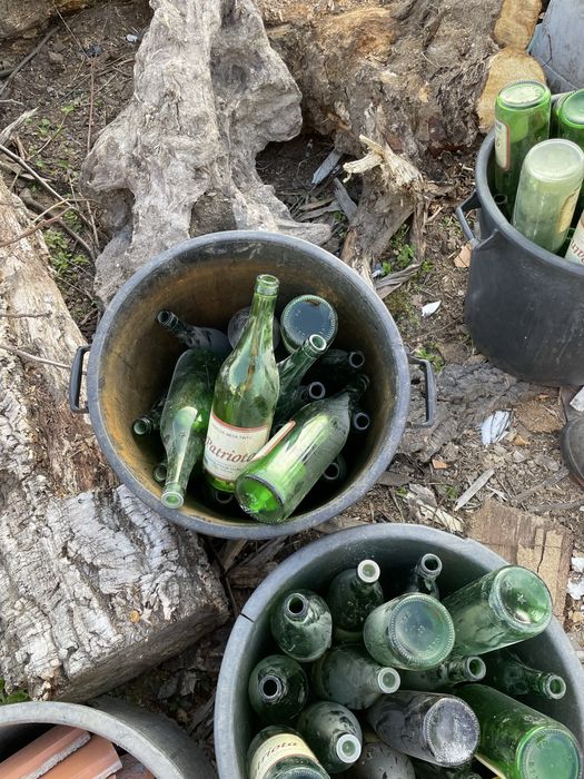 Garrafas 6 estrelas de 1 litro cerca de 70 unidades