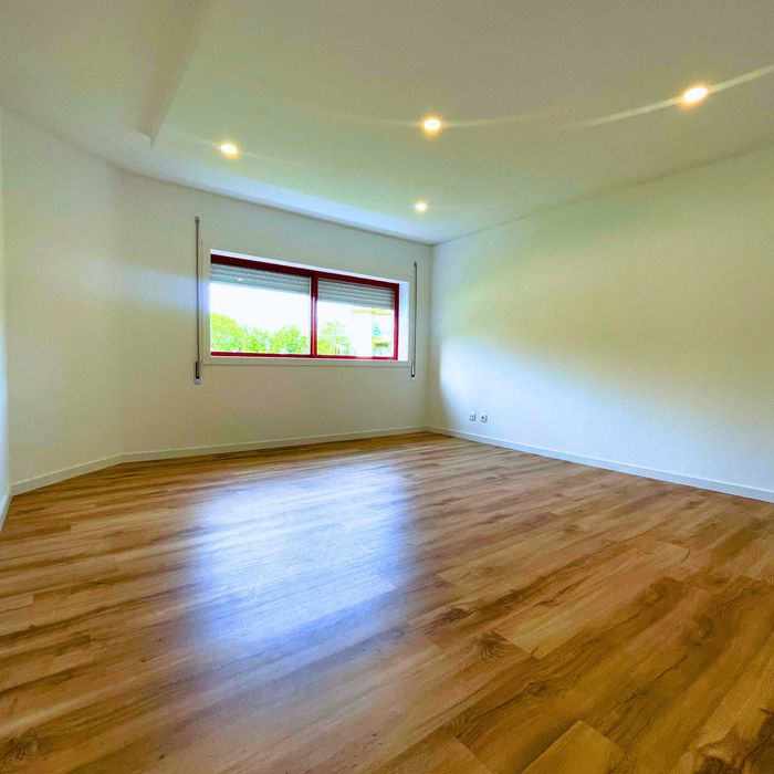Apartamento T3 Remodelado - Vila Nova Gaia