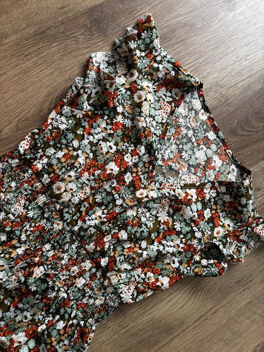 Sukienka maxi letnia w kwiaty zwiewna