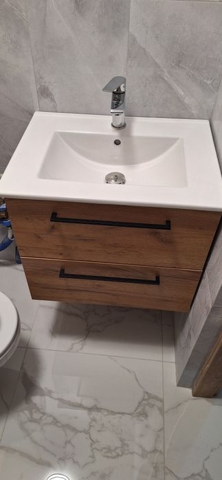 Szafka pod umywalkę + umywalka