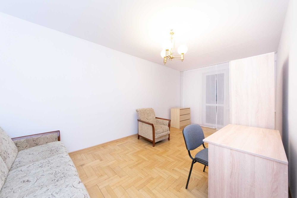 3 pokoje, osobna kuchnia, 57 m² – Mistrzejowice ul. os. Tysiąclecia / winda i parking / ENG