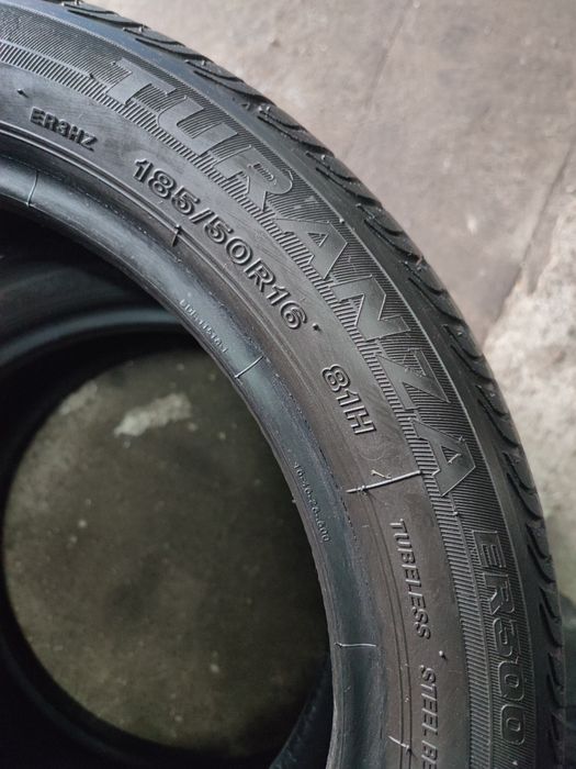 Pneus 185/50r16 Bridgestone Turanza ER300 com 70% piso
