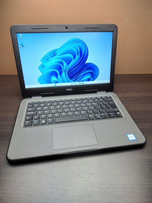 SOLIDNY Dell Latitude 3310 i5-8265U 8GB RAM 256SSD Win11