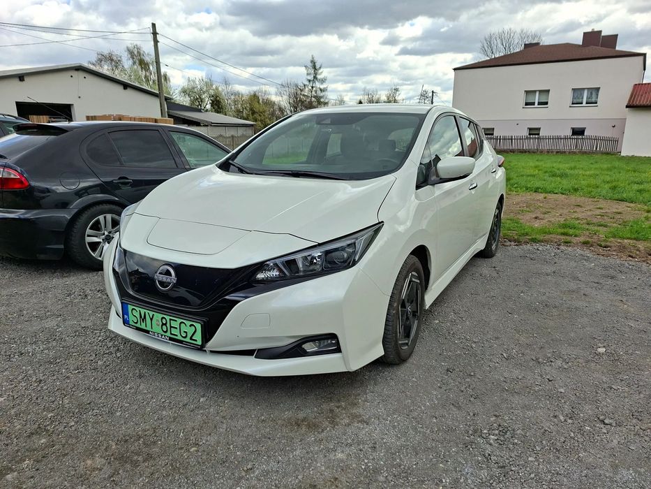 Nissan Leaf na gwarancji + komplet kół + ładowarka