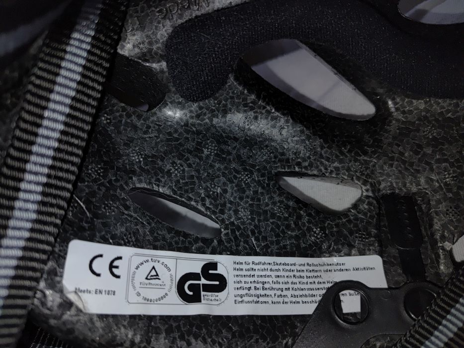Kask UVEX 52-57 ONYX  super stan