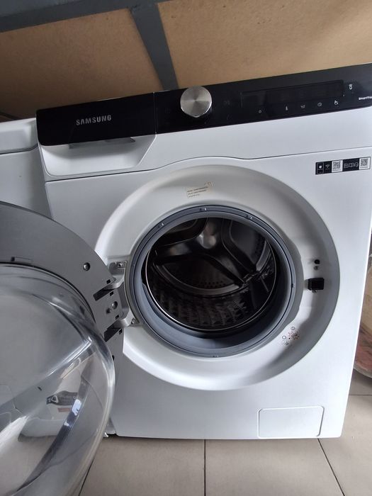 Пральна машина Samsung model WW90T504AAE
