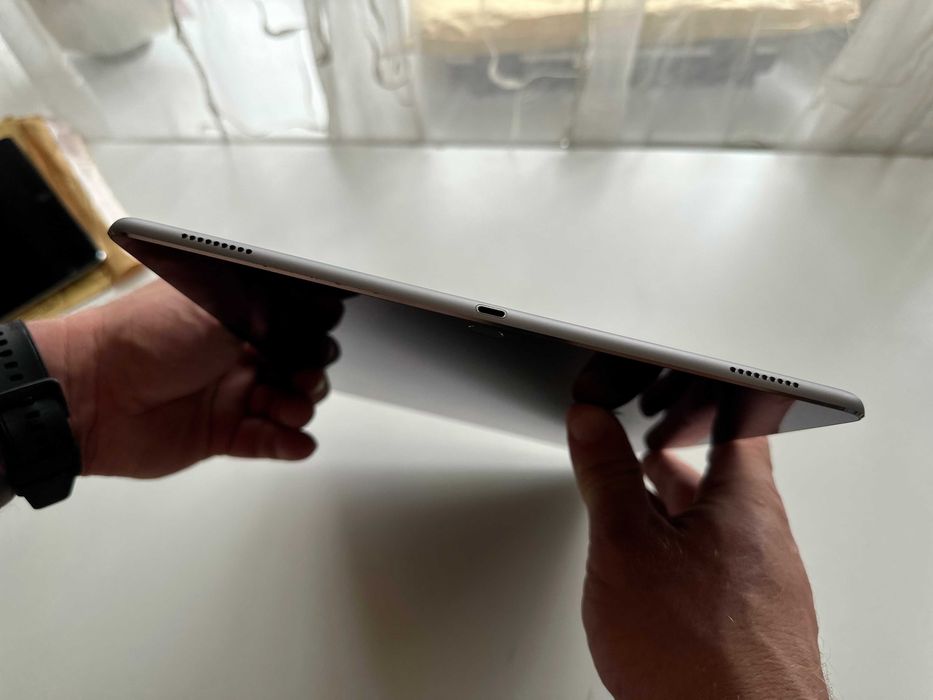 Apple iPad Pro 12.9 A1584, 256 GB, WifI, АКБ 100%, Планшет стан супер!