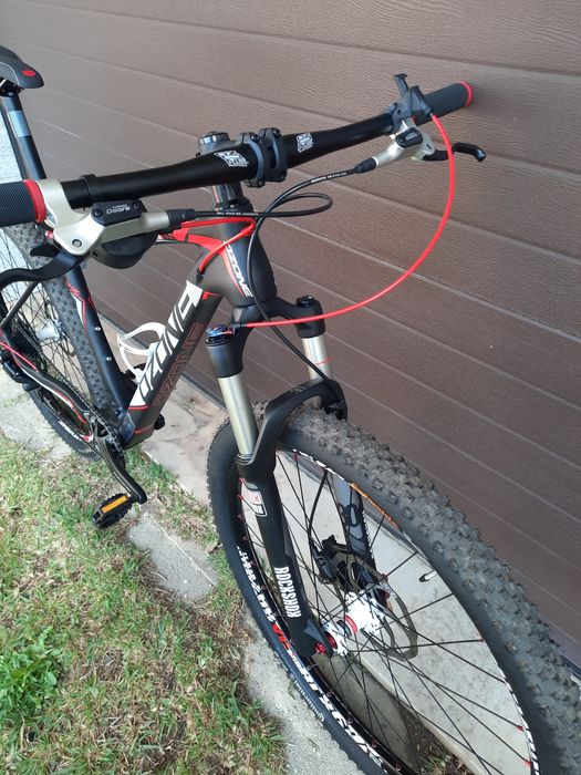 Bicicleta carbono 27.5"