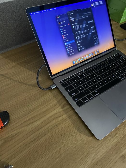 MacBook Pro 13” 2017 16/256 intel core i7 ідеал