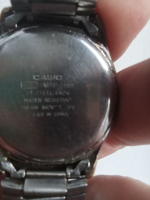 Чоловічий годинник casio mtp 1183