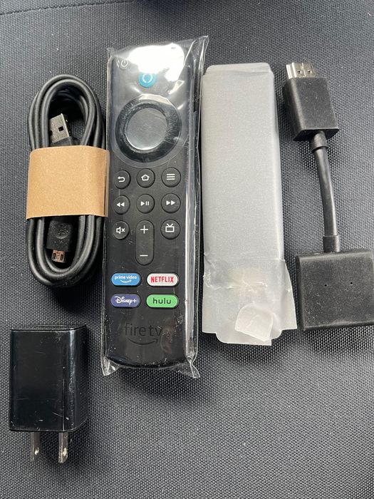 Медіаплеєр Amazon Fire TV Stick з Alexa