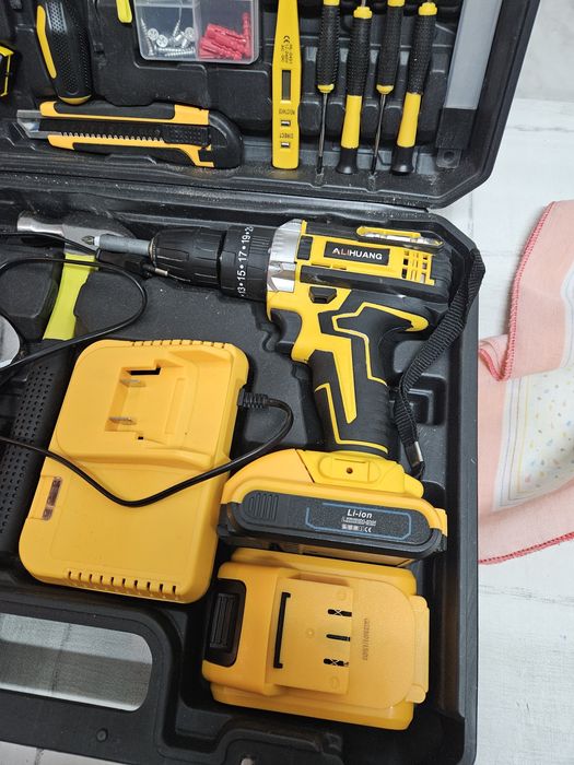 Aparafusadora  com bat