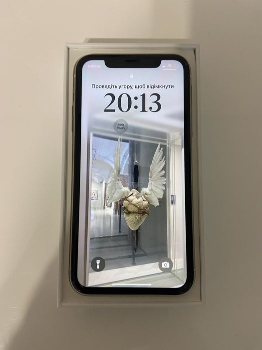 iPhone 11  128 GB