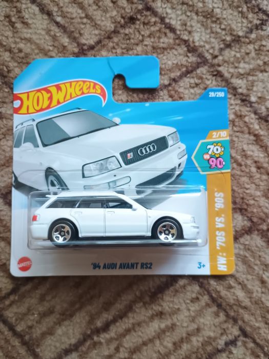Hot Wheels 94 AUDI AVANT RS2