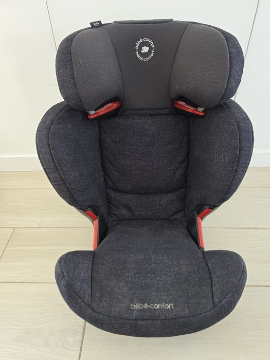 Cadeira auto Bebé Confort com Isofix