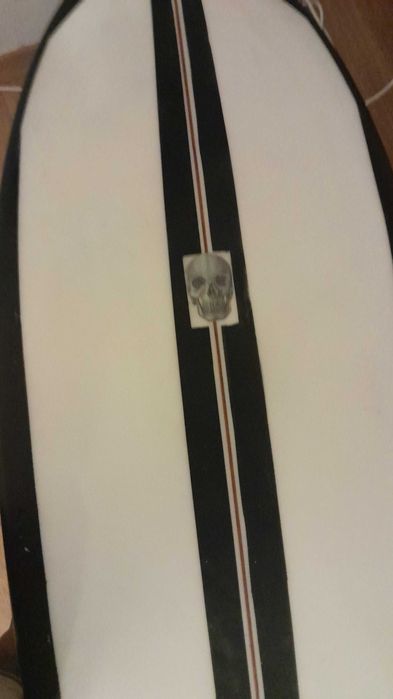 prancha de surf em muito bom estado