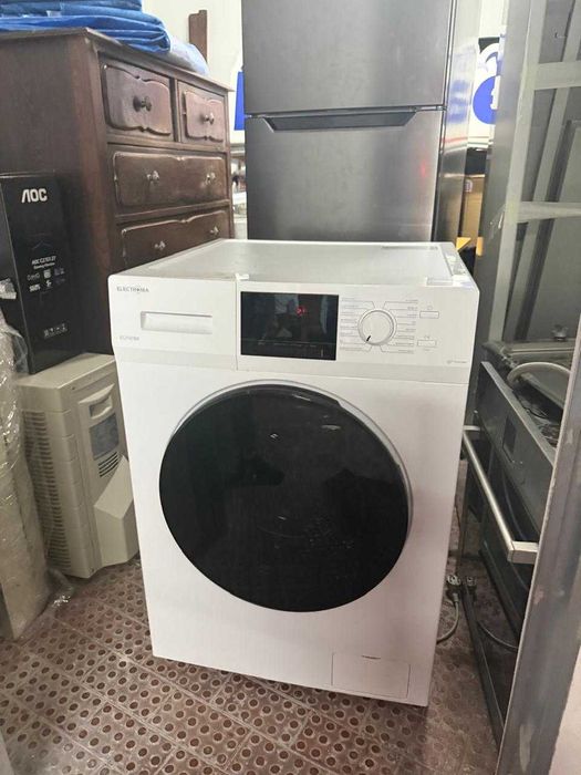 Vende-se máquina Lava e Seca