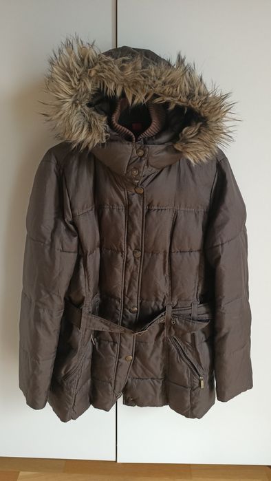 Kurtka damska zimowa z kapturem futerkiem 40 - 42