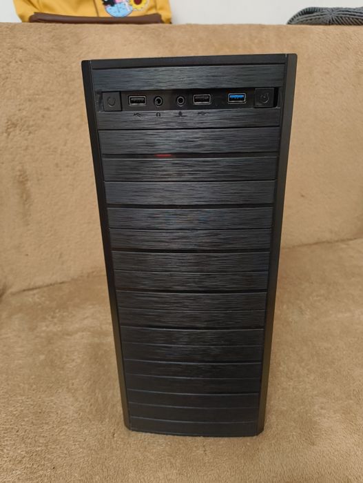 Компьютер ігровий бюджетний. AMD Radeon RX 580, Ryzen 7 2700 8 ядер AM4, 16GB DDR4, 1TB HDD + 250GB SSD