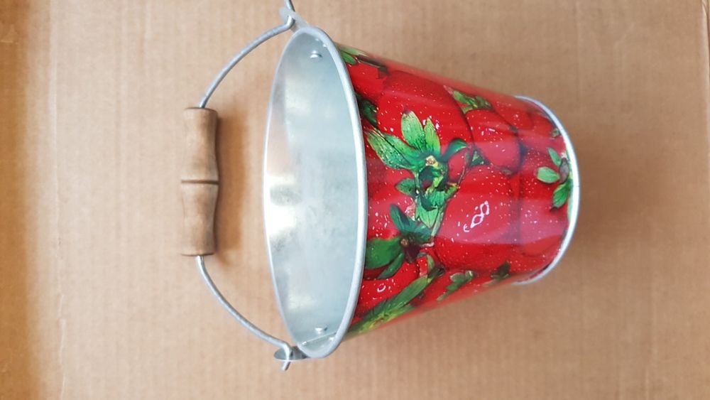 Baldinho Padrão Morangos Musgo