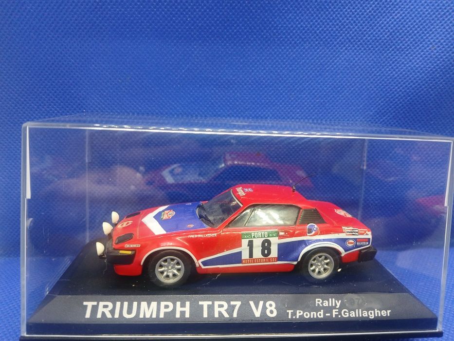 Miniatura 1;43 Triumph TR7 V8 Tony Pond Rally de Portugal  1980
