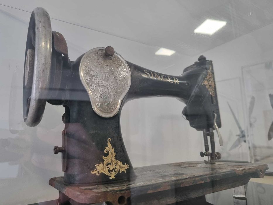 Máquina de costura Singer de exposição