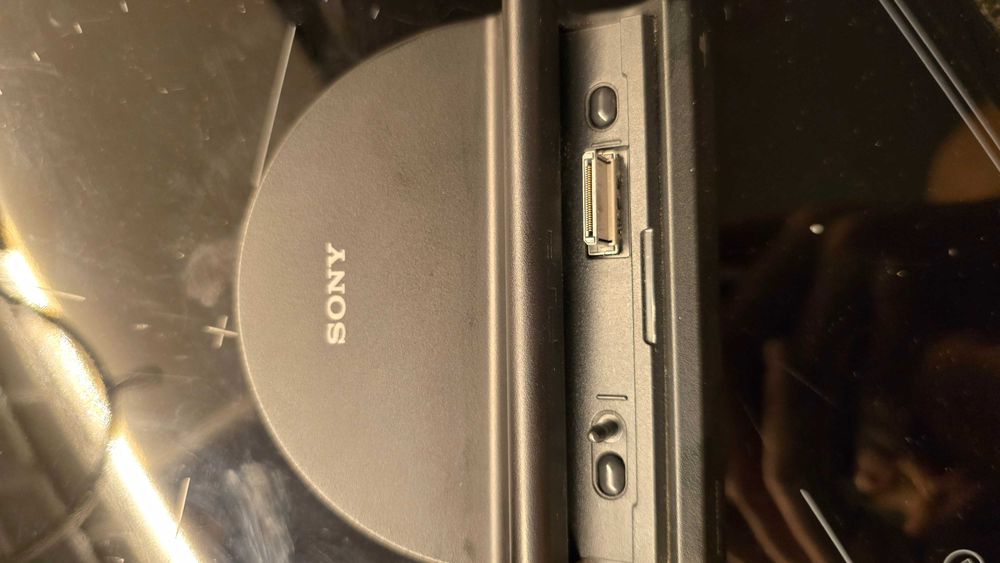 PSP Go Cradle / Dock64354197371905122