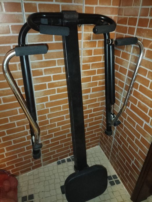 Máquina de remos em excelente estado