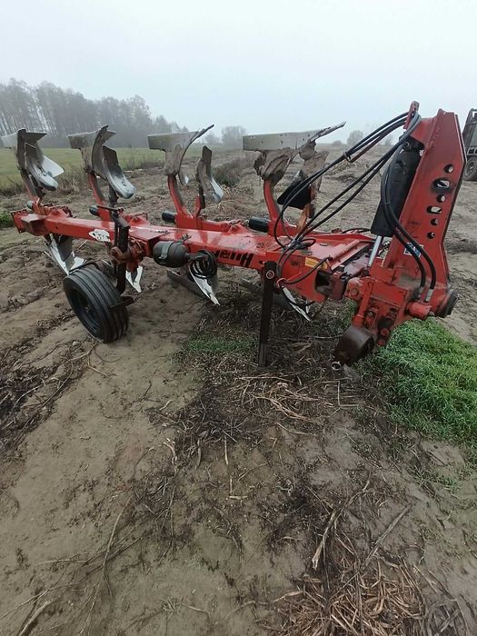 Pług czteroskibowy Kuhn Lemken Overum