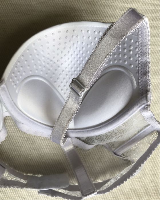 Stanik push-up - biały w rozmiarze 75D, nowy