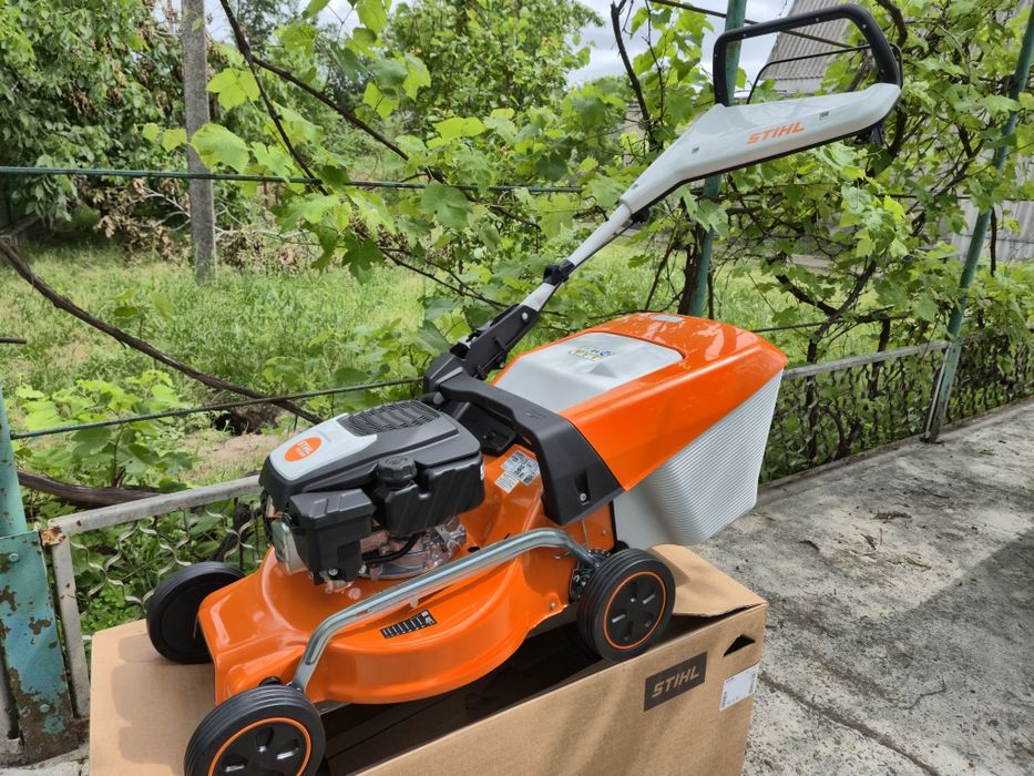 Газонокосилка бензиновая Stihl RM 248 — Состояние НОВОЙ! На гарантии.