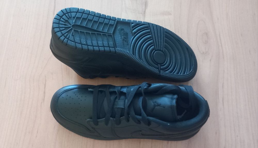 Ténis Nike Jordan Low All Black (NOVO)