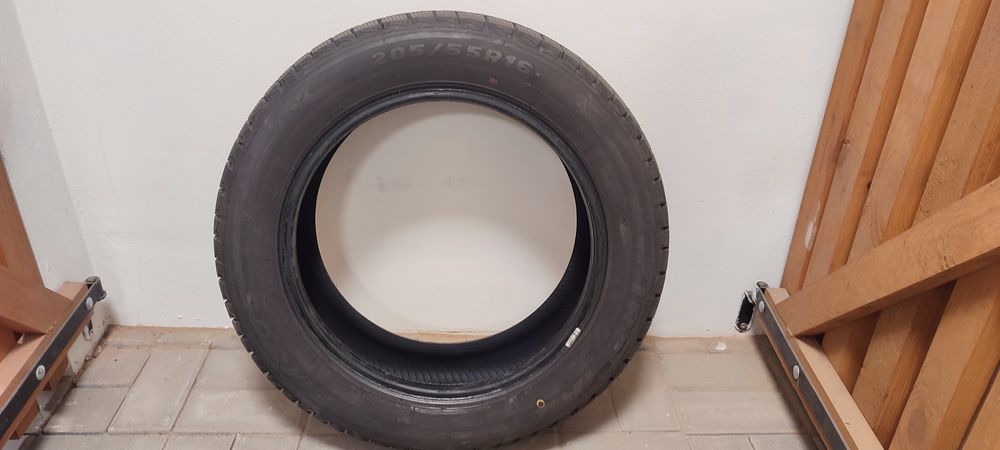 Opony zimowe Firemax FM805+	 JAK NOWE
205/55 R16 91 H