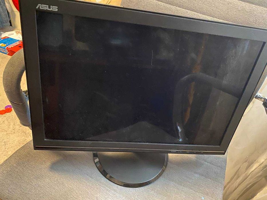 Монітор Asus VW192CD 1440x900