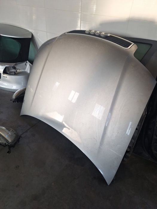 Капот Audi a4 b6 Ауді а4 б6 сірий синій