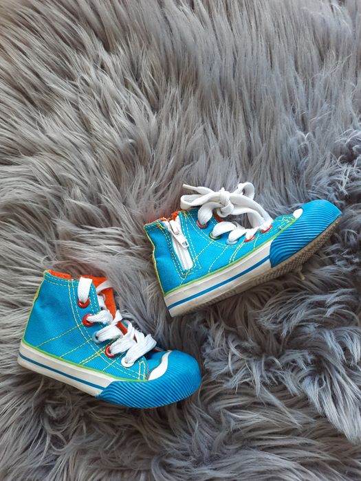 Trampki chłopięce 22