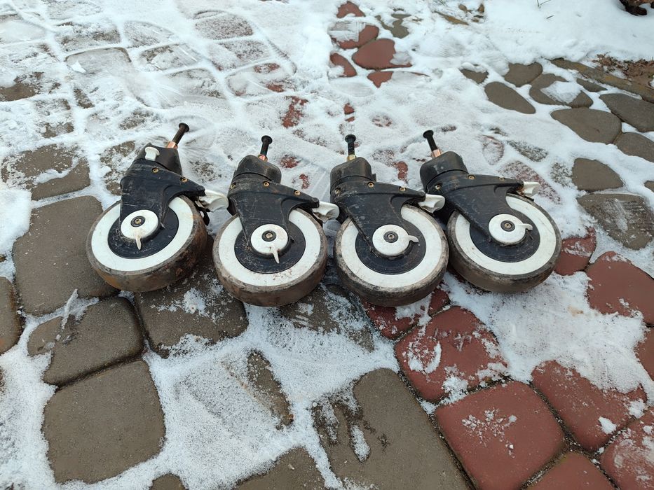 Запчастини до інвалідних калясок