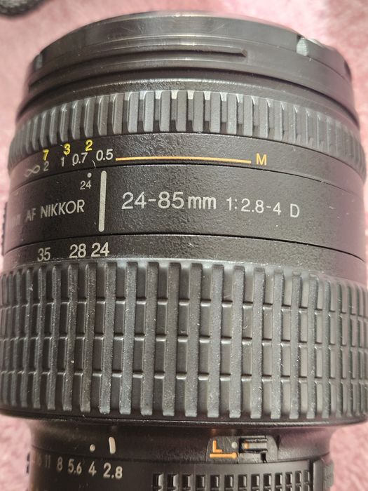 Объектив Nikkor AF 24-85 1:2,8 -4 D