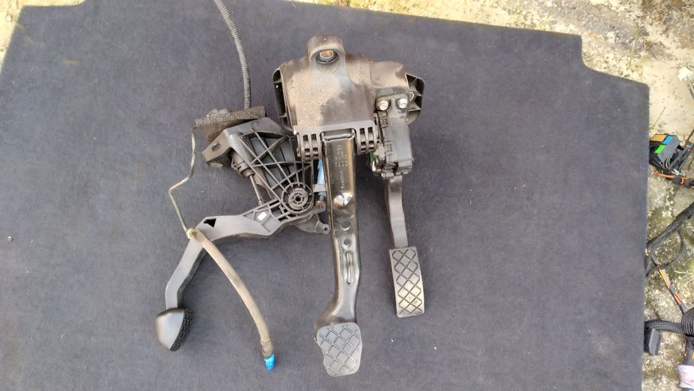 Продам  педаль газу Volkswagen, Audi, Skoda, seat.