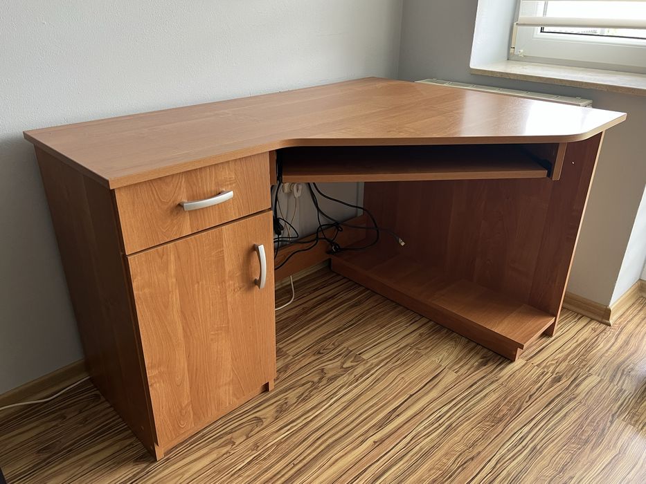 Zestaw- narożne biurko + komoda