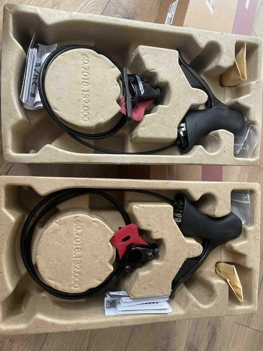 Nowy Zestaw hamulcowy Sram Force AXS D2 Klamki Zaciski Gravel