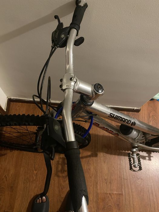 Bicicleta Shimano em aluminio