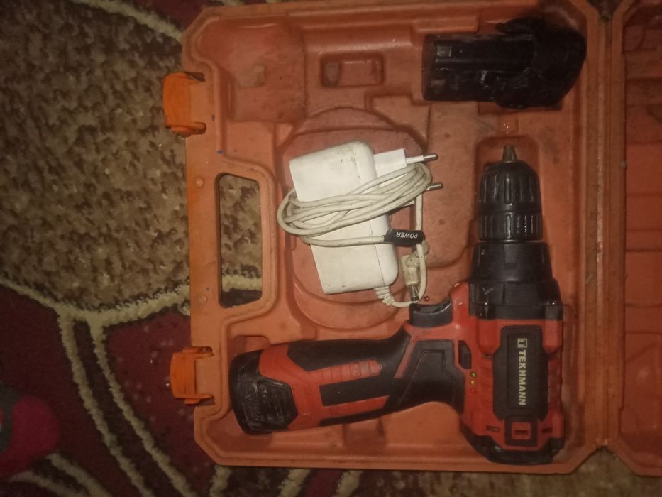 Шуруповерт tecman 12 в