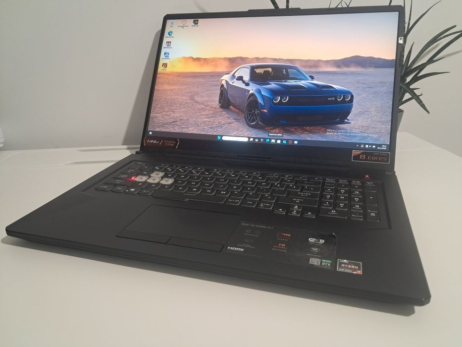 RTX 3060 6gb + R7-5800H • Asus TUF 17,3" 144hz •16gb/512 ssd